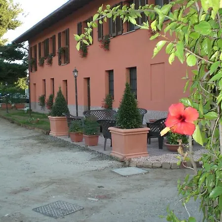 Farm stay Agriturismo Cascina San Carlo