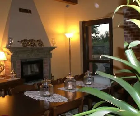 Farm stay Agriturismo Cascina San Carlo Gropello Cairoli